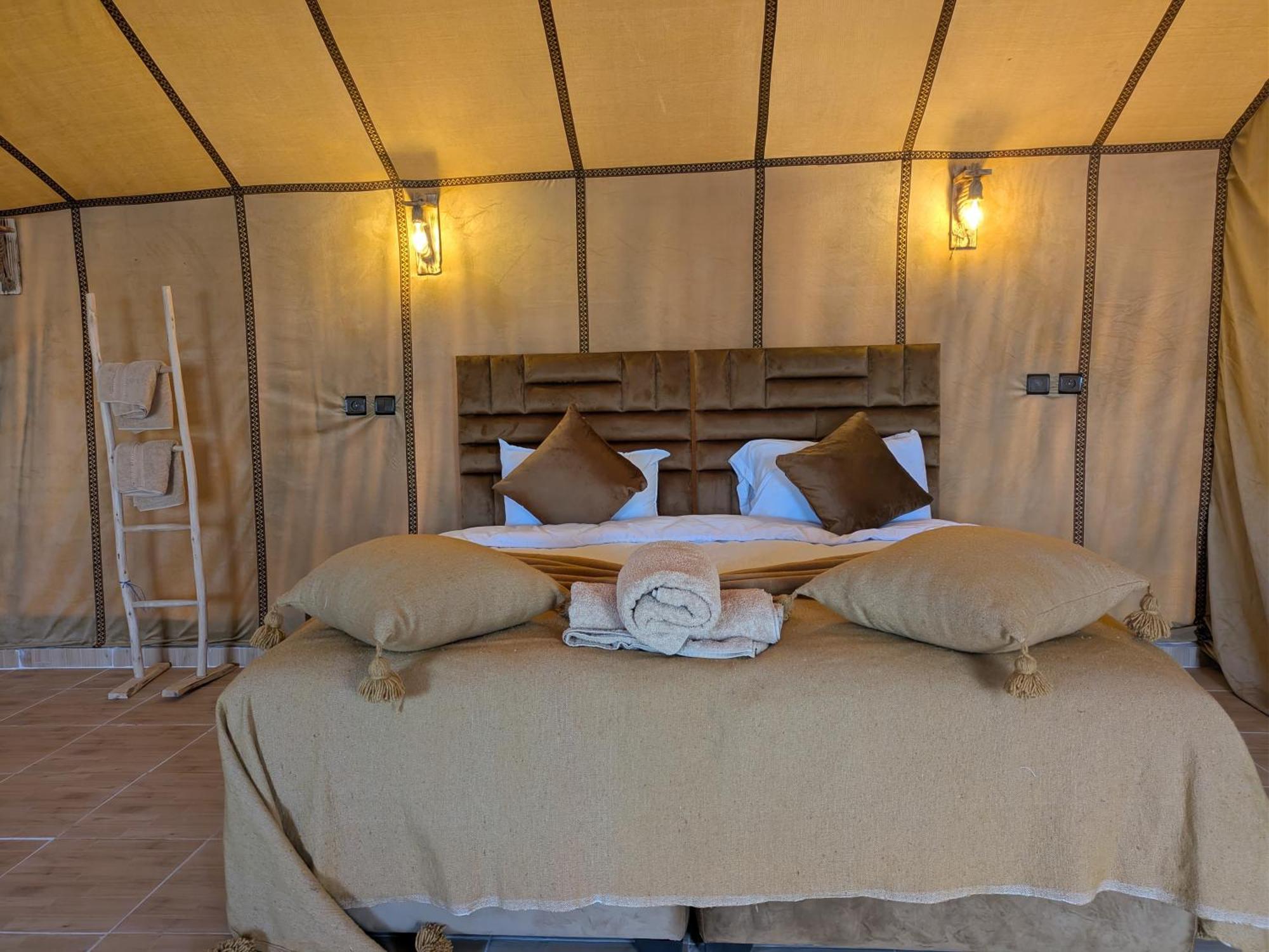 Glamping Dunes Tente de luxe Merzouga